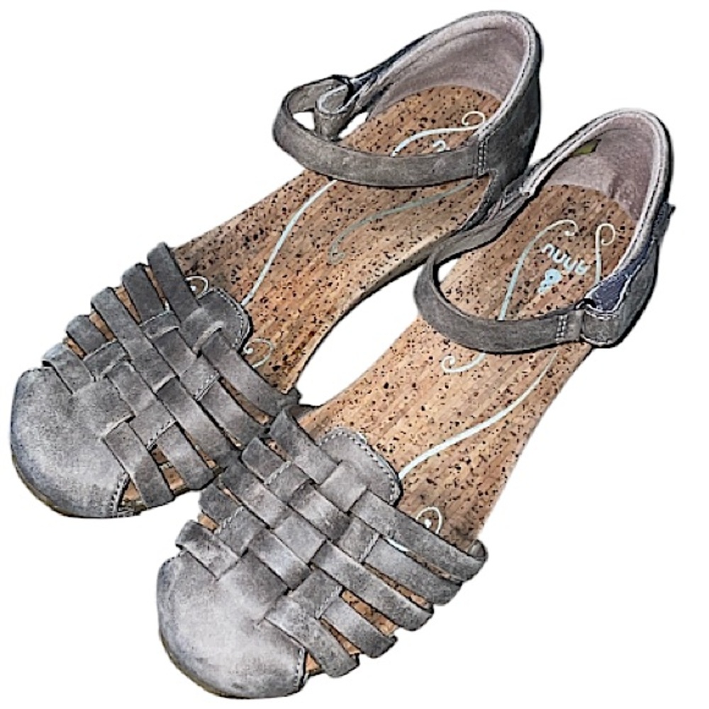 Ahnu Melini Mesa taupe leather sandal wedge